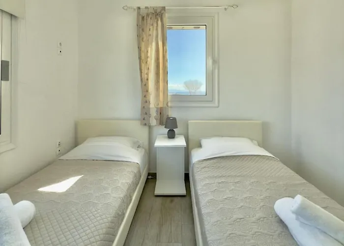 Greystone & Sky Mykonos * טורלוס