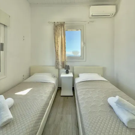 Greystone & Sky Mykonos * Tourlos