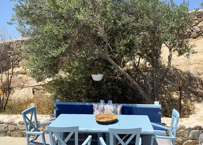 Greystone & Sky Mykonos Tourlos